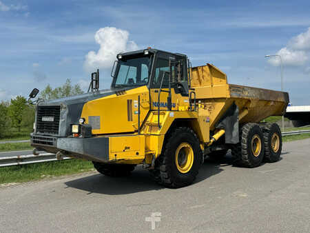 Nivelohjatut dumpperit 2007 Komatsu HM300-2 (2)