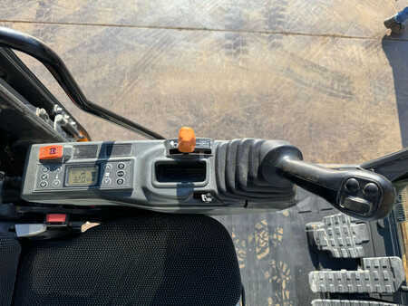 Rupsgraafmachines 2018 Case CX300D (30)