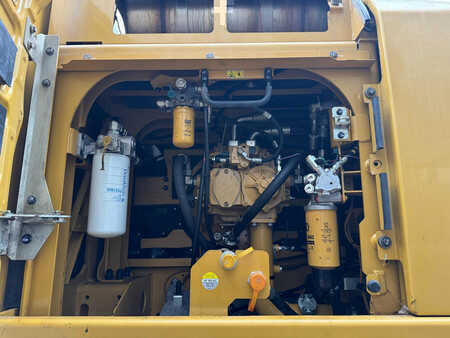 Beltegraver 2018 Caterpillar 352F (22)
