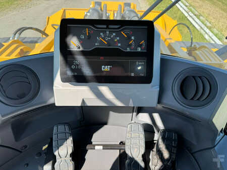 Kolové nakladače 2024 Caterpillar 980 (25)