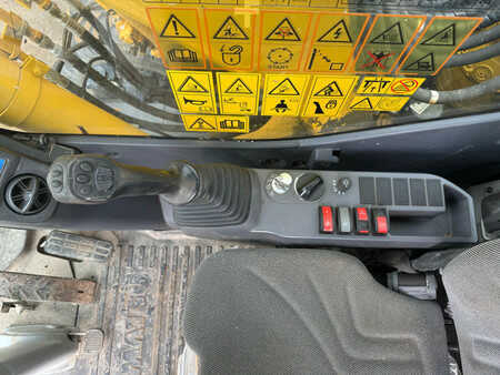Mobilbagger 2019 Komatsu PW180-11 (18)