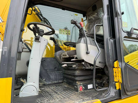 Mobilbagger 2019 Komatsu PW180-11 (11)