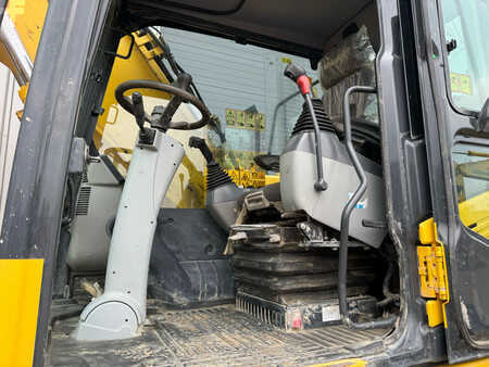 Mobilbagger 2019 Komatsu PW180-11 (22)