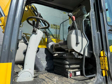 Mobilbagger 2019 Komatsu PW180-11 (23)