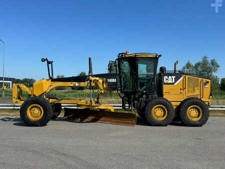 Grejdry 2009 Caterpillar 140M (2)
