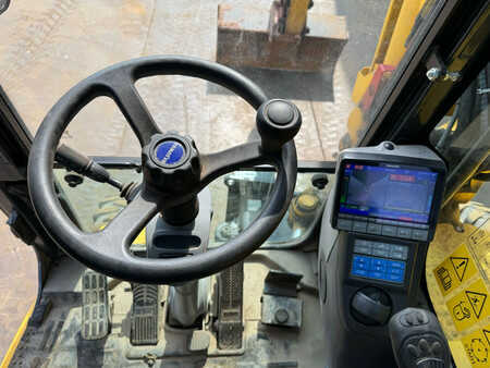 Pelle sur pneus 2018 Komatsu PW118MR-11 (32)