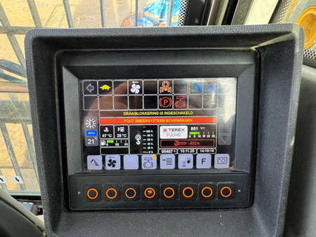 Grúas móviles 2015 Fuchs MHL 250 (31)