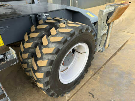 Grúas móviles 2015 Fuchs MHL 250 (32)