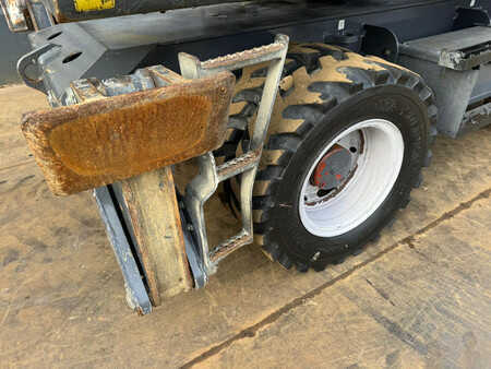 Grúas móviles 2015 Fuchs MHL 250 (33)