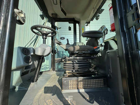 Compacteur monocylindre 2018 Caterpillar CS66B (23)