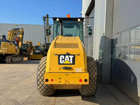 Enkelt tromlekomprimator 2018 Caterpillar CS66B (4)