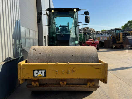 Enkelt tromlekomprimator 2018 Caterpillar CS66B (8)