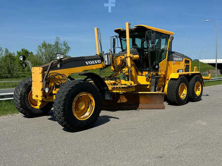 Grader 2013 Volvo G930B - CE / 4360 hours (2)