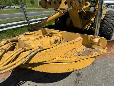 Grejdry 1996 Caterpillar 140H 3306 engine (20)