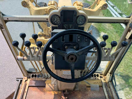 Grejdry 1996 Caterpillar 140H 3306 engine (28)