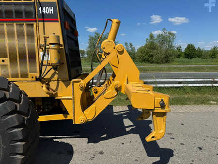 Grejdry 1996 Caterpillar 140H 3306 engine (4)