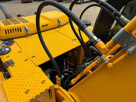 Beltegraver 2015 JCB JS220 LC Semi Long Reach - 10 meter (20)