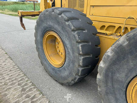 Grejdry 2007 Caterpillar 14M (19)