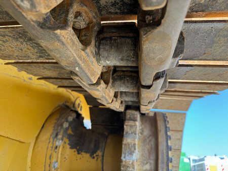 Telaketjupuskutraktorit 2007 Caterpillar D6R LGP (17)
