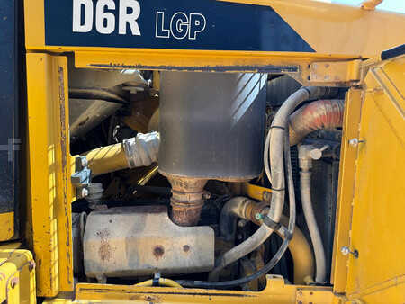 Telaketjupuskutraktorit 2007 Caterpillar D6R LGP (19)