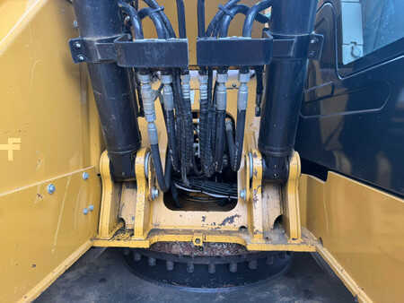 Excavadoras de cadenas 2018 Caterpillar 325F LCR | 3 x bucket (16)