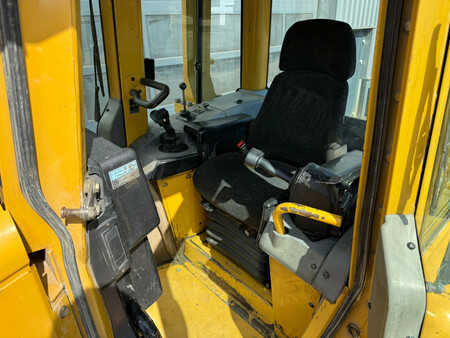 Telaketjupuskutraktorit 2005 Caterpillar D6N LGP (31)