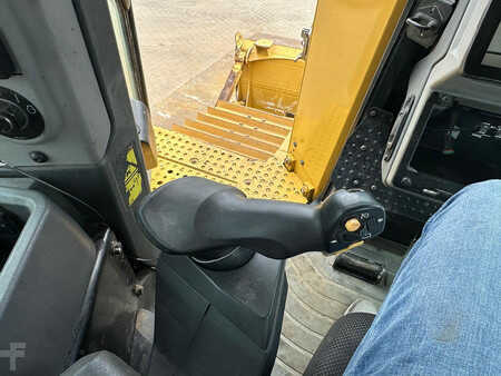 Planierraupe 2019 Caterpillar D6 LGP (22)