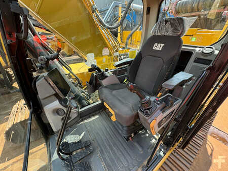 Hydraulic Excavators 2018 Caterpillar 323 (25)