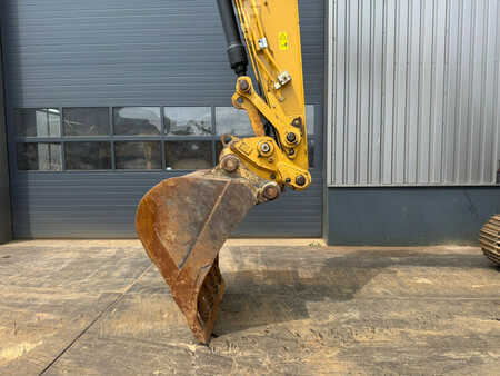 Hydraulic Excavators 2018 Caterpillar 323 (8)