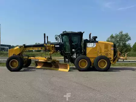 Livellatrici 2015 Caterpillar 140M3 (1)