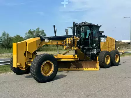 Livellatrici 2015 Caterpillar 140M3 (2)