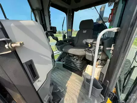 Livellatrici 2015 Caterpillar 140M3 (23)