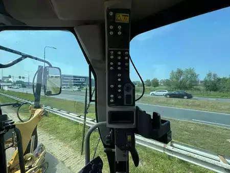 Livellatrici 2015 Caterpillar 140M3 (28)