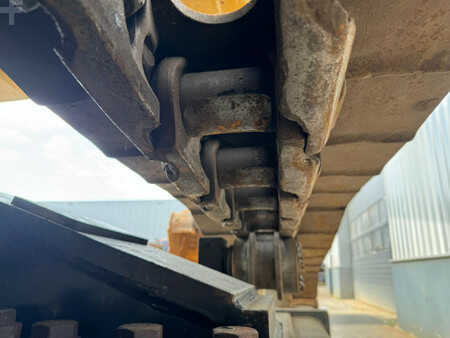 Hydraulic Excavators 2018 Caterpillar 352F (15)