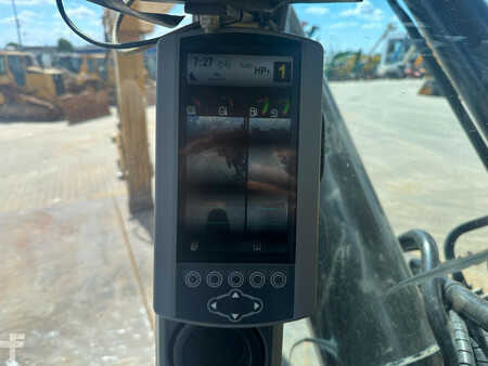 Hydraulic Excavators 2016 Caterpillar 352F (22)