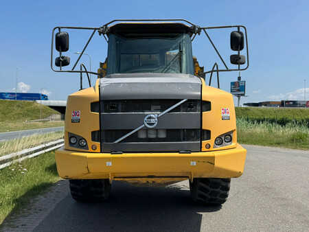 Knickgelenkte Muldenkipper/Dumper 2011 Volvo A30F (5)