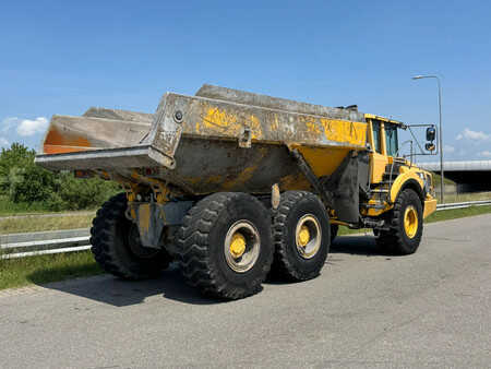 Knickgelenkte Muldenkipper/Dumper 2011 Volvo A30F (8)
