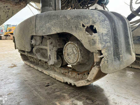 Asfaltmachines op rupsen 2010 GOMACO GT3400 Concrete Slipform Paver (11)