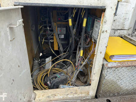 Asfaltmachines op rupsen 2010 GOMACO GT3400 Concrete Slipform Paver (18)