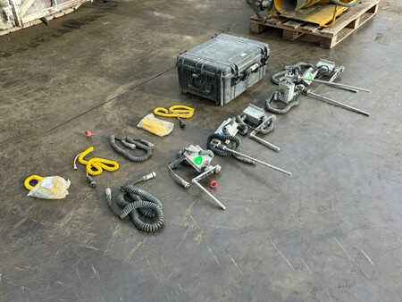 Asfaltmachines op rupsen 2010 GOMACO GT3400 Concrete Slipform Paver (24)