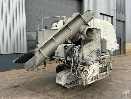 Asfaltmachines op rupsen 2010 GOMACO GT3400 Concrete Slipform Paver (3)