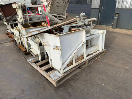 Asfaltmachines op rupsen 2010 GOMACO GT3400 Concrete Slipform Paver (39)
