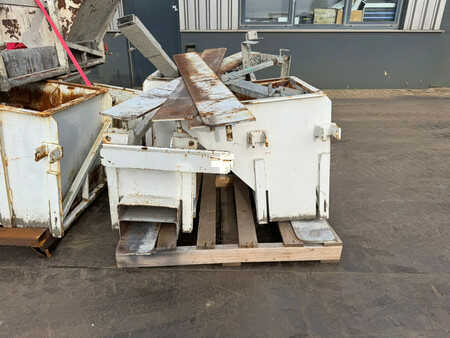 Asfaltmachines op rupsen 2010 GOMACO GT3400 Concrete Slipform Paver (40)