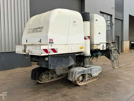 Asfaltmachines op rupsen 2010 GOMACO GT3400 Concrete Slipform Paver (6)