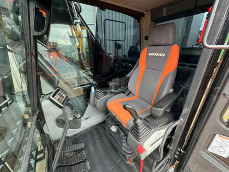 Excavadoras de cadenas 2021 Doosan DX225LC-5 (23)