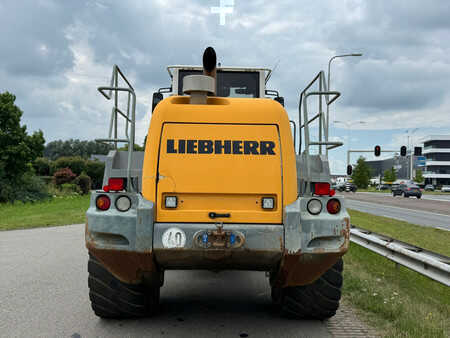 Liebherr L566 2plus2