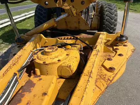 Równiarki 2013 Caterpillar 14M (18)