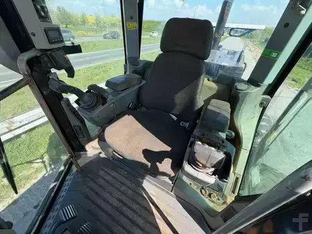 Równiarki 2013 Caterpillar 14M (22)