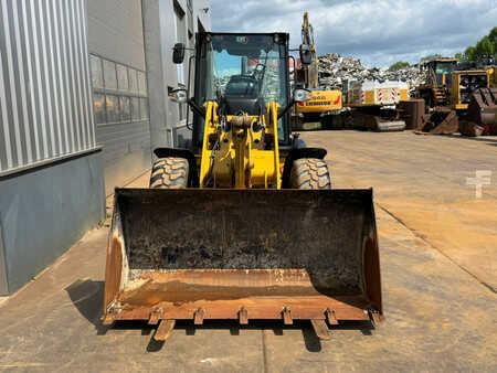 Pale Gommate 2022 Caterpillar 908M (7)
