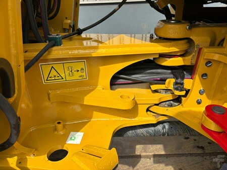 Pale Gommate 2022 Caterpillar 908M (10)